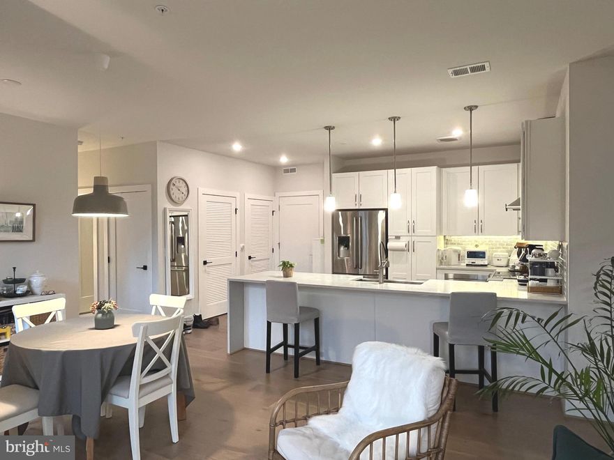 Bright  Key and Nash Condominiums with open floor plan, 2 bedroom, 2 bath luxury condo with 9 Foot ceilings and wonderful courtyard views. Exceptional location, luxury living at its finest in a boutique 63 unit amenity filled property.  Living room with dining area, open gourmet kitchen, balcony, wood flooring, one garage parking space. Quartz countertops, tile backsplash, stainless appliances, wide-plank hardwood floors, Nest thermostat, Lutron controlled motorized shades in living room, designer baths and walk in closets in both bedrooms. All rooms and the balcony enjoy courtyard views. Top-shelf amenities include a rooftop terrace, secluded spacious landscaped courtyard with couch/chairs, grills, one underground garage parking space, concierge, fitness center, billiards, reading room, bike storage, storage unit.  Less than a 10 min walk to historic Georgetown via Key Bridge. Minutes to the Rosslyn Metro, Kennedy Center, State Department, Capital Hill, Downtown, Airport. Pets permitted on case-by-case basis.