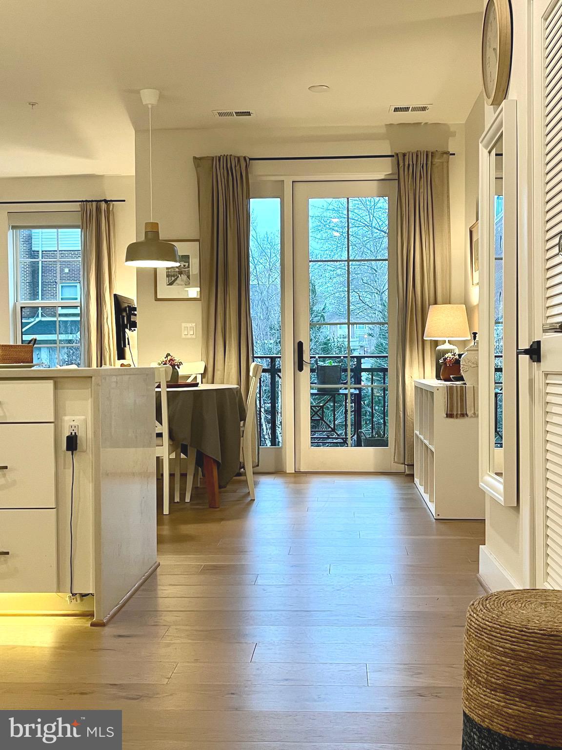 KEY AND NASH - Residential Lease