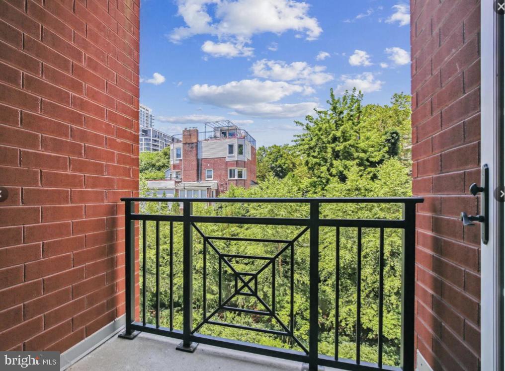 KEY AND NASH - Residential Lease