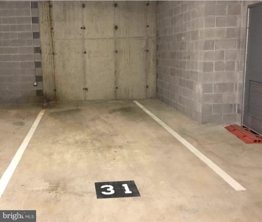 KEY AND NASH - Residential Lease