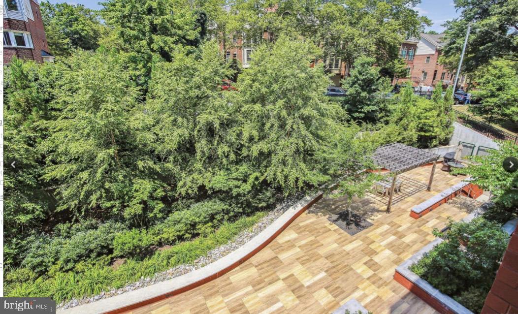 KEY AND NASH - Residential Lease