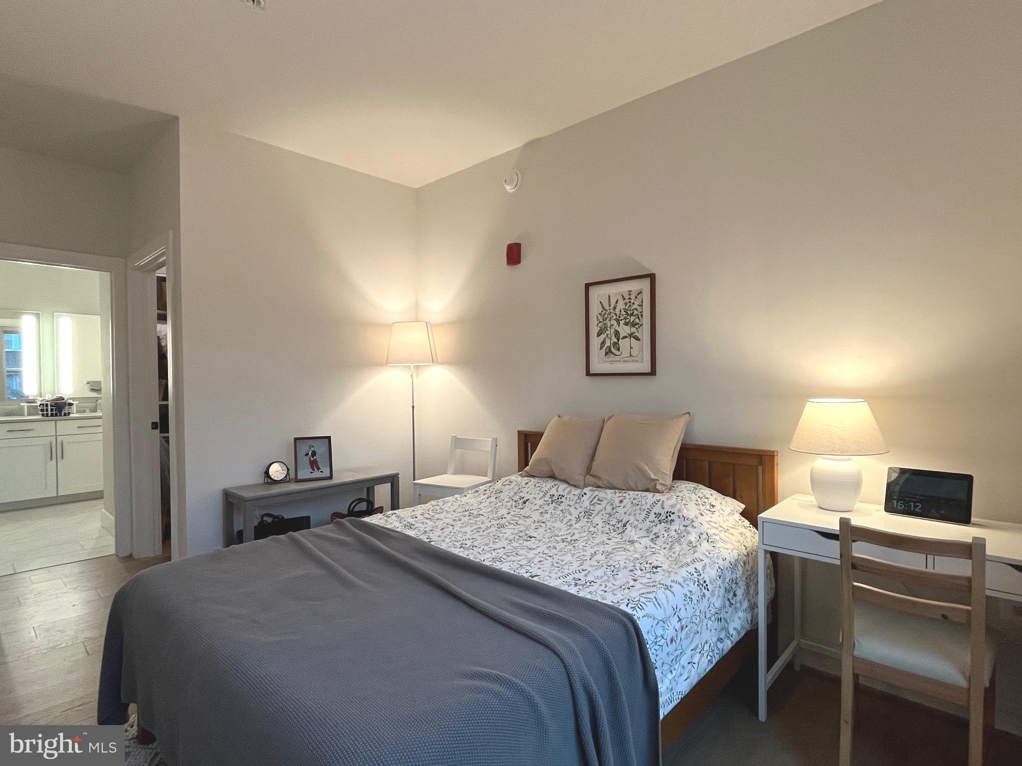 KEY AND NASH - Residential Lease