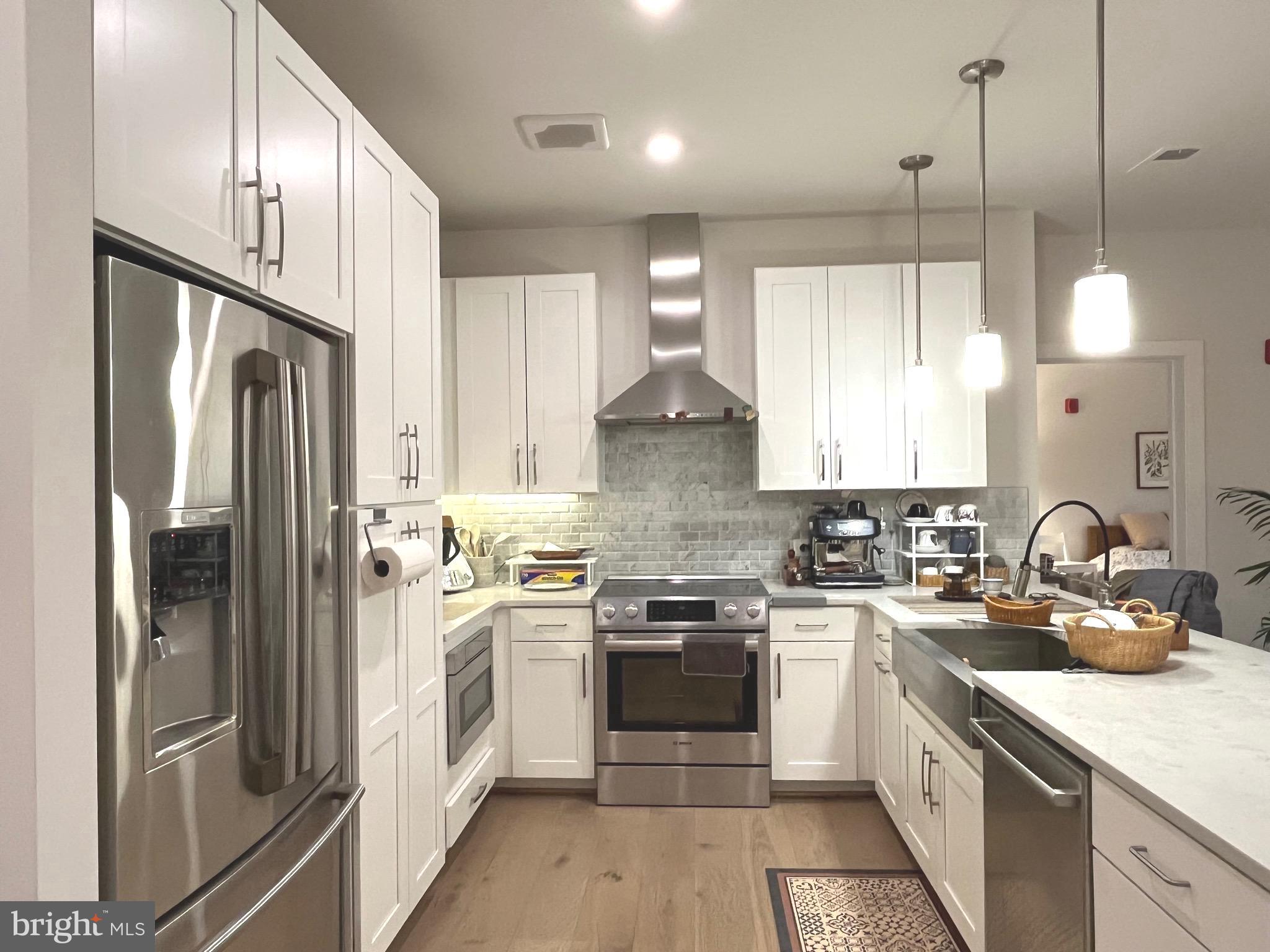 1411 KEY BOULEVARD 403