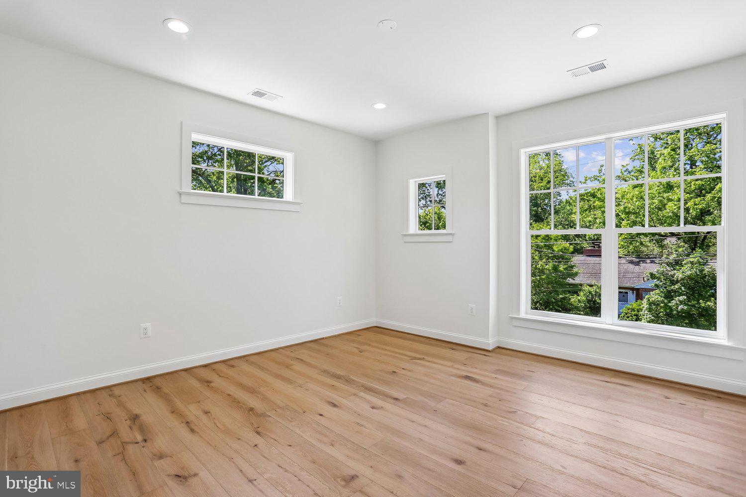 WEST CHEVY CHASE - Residential