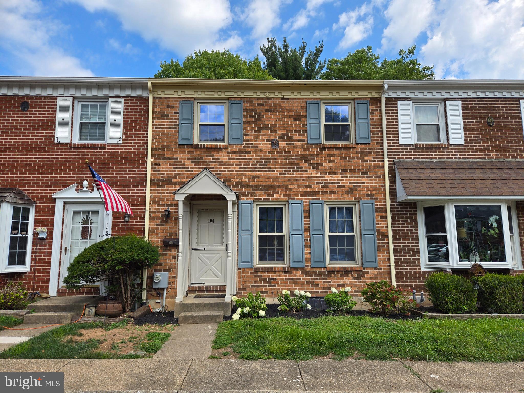 OLDE COLONIAL GREENE - Residential Lease