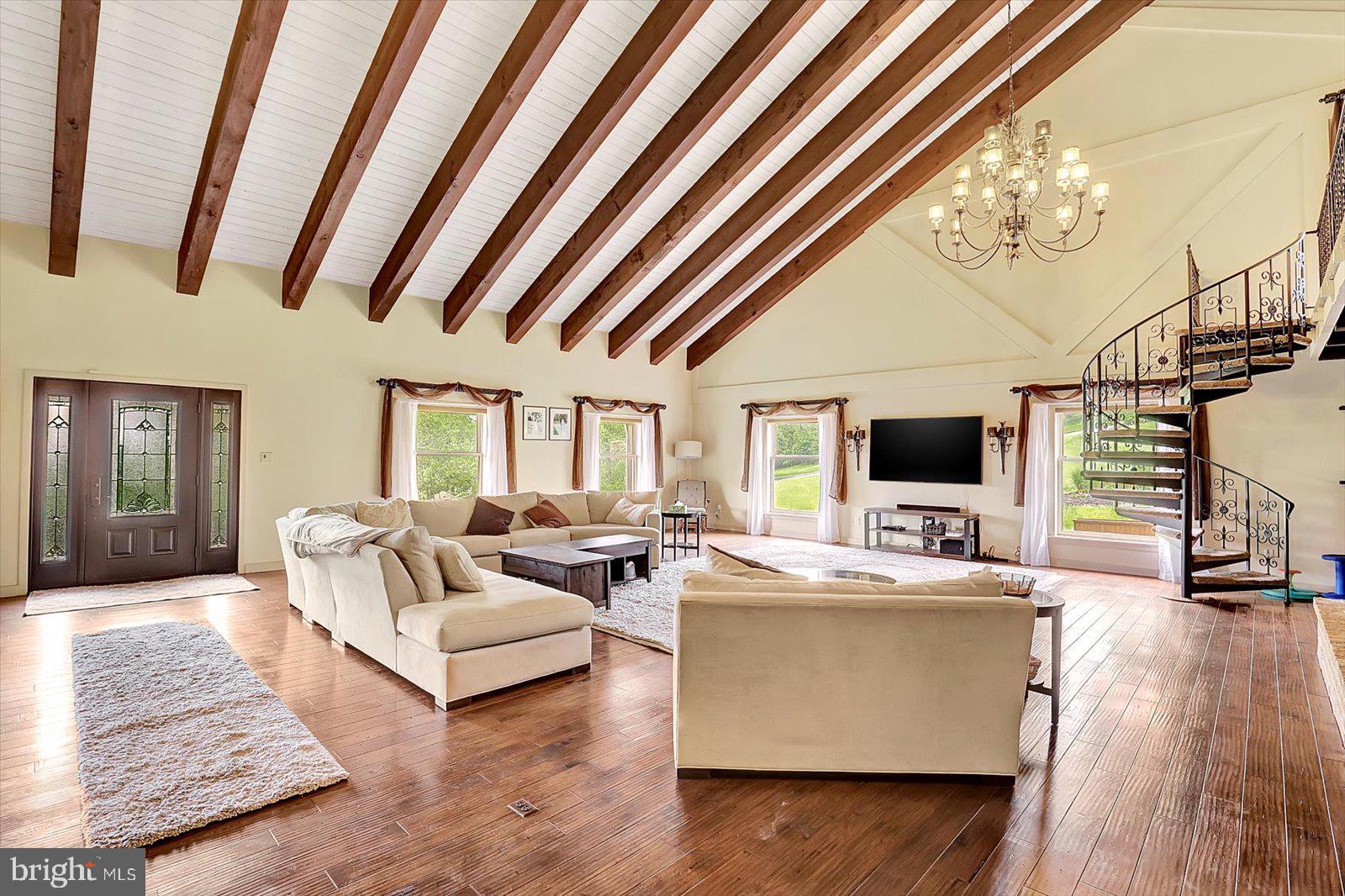 LAUREL TERRACE - Residential