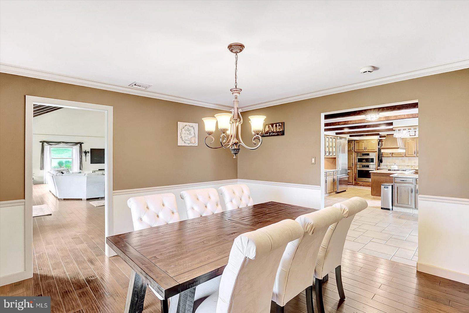 LAUREL TERRACE - Residential