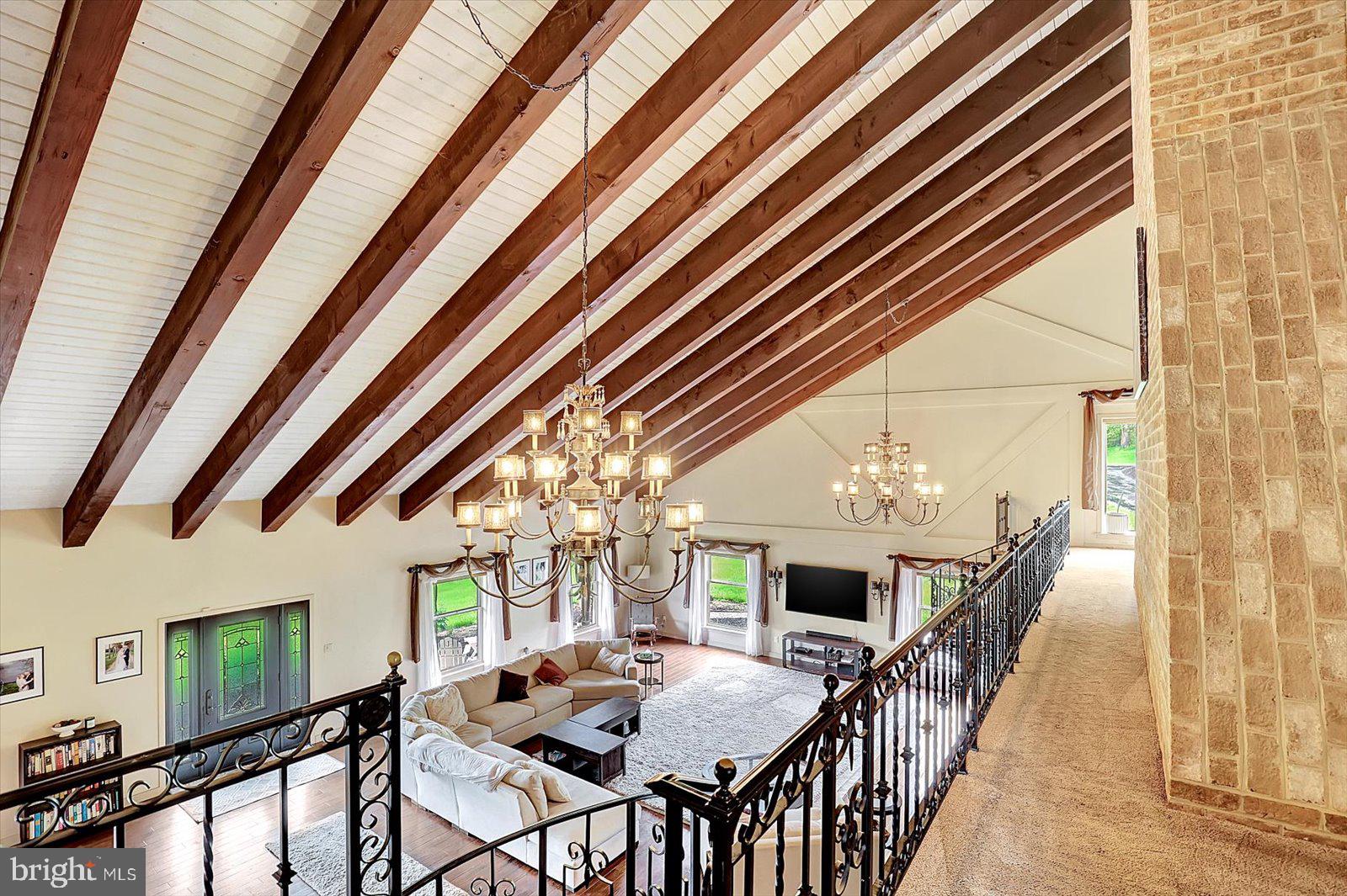 LAUREL TERRACE - Residential