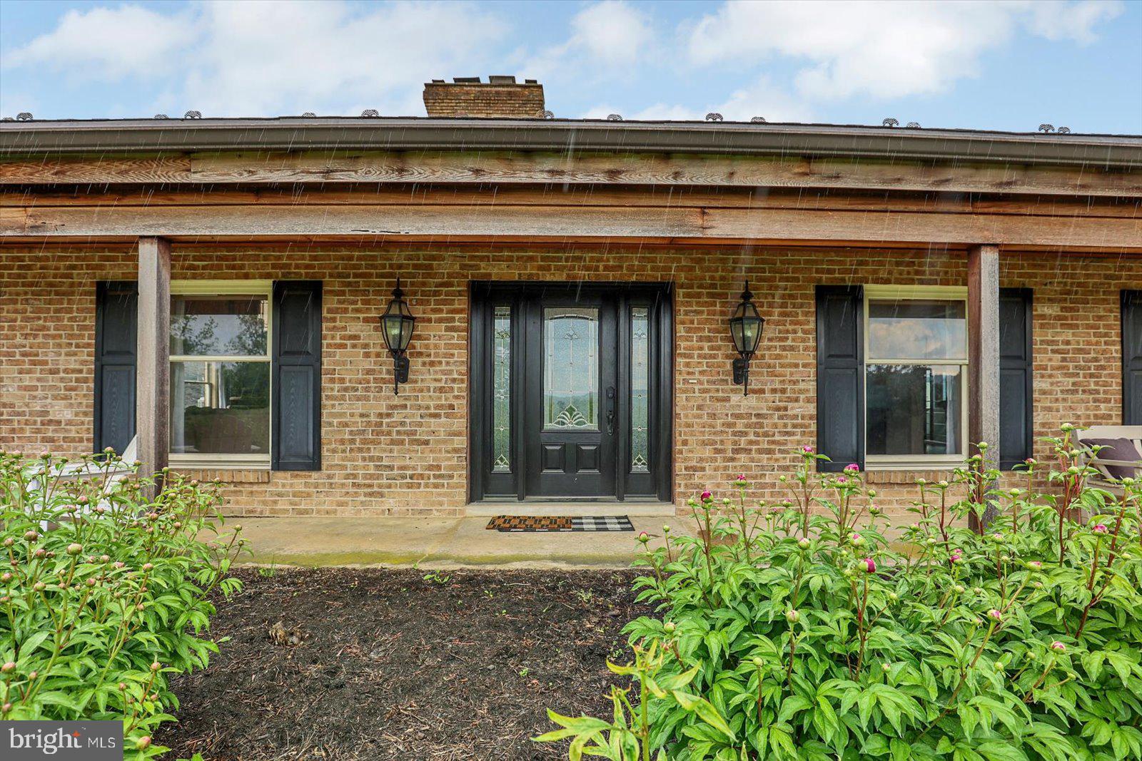 540 LAUREL TERRACE