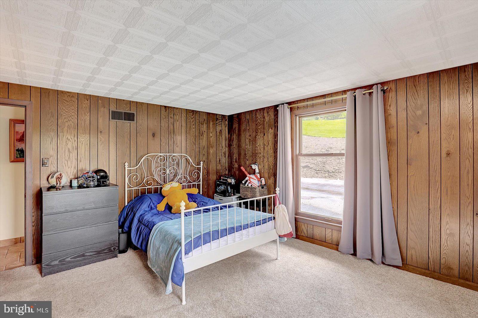 LAUREL TERRACE - Residential