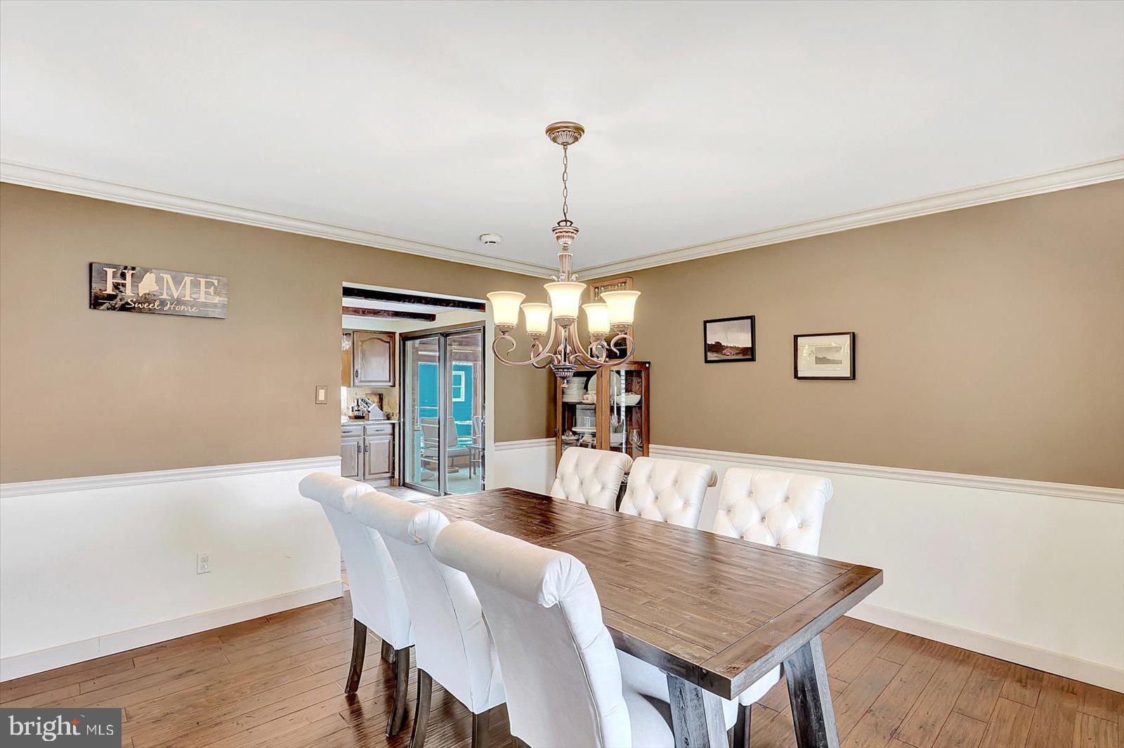 LAUREL TERRACE - Residential