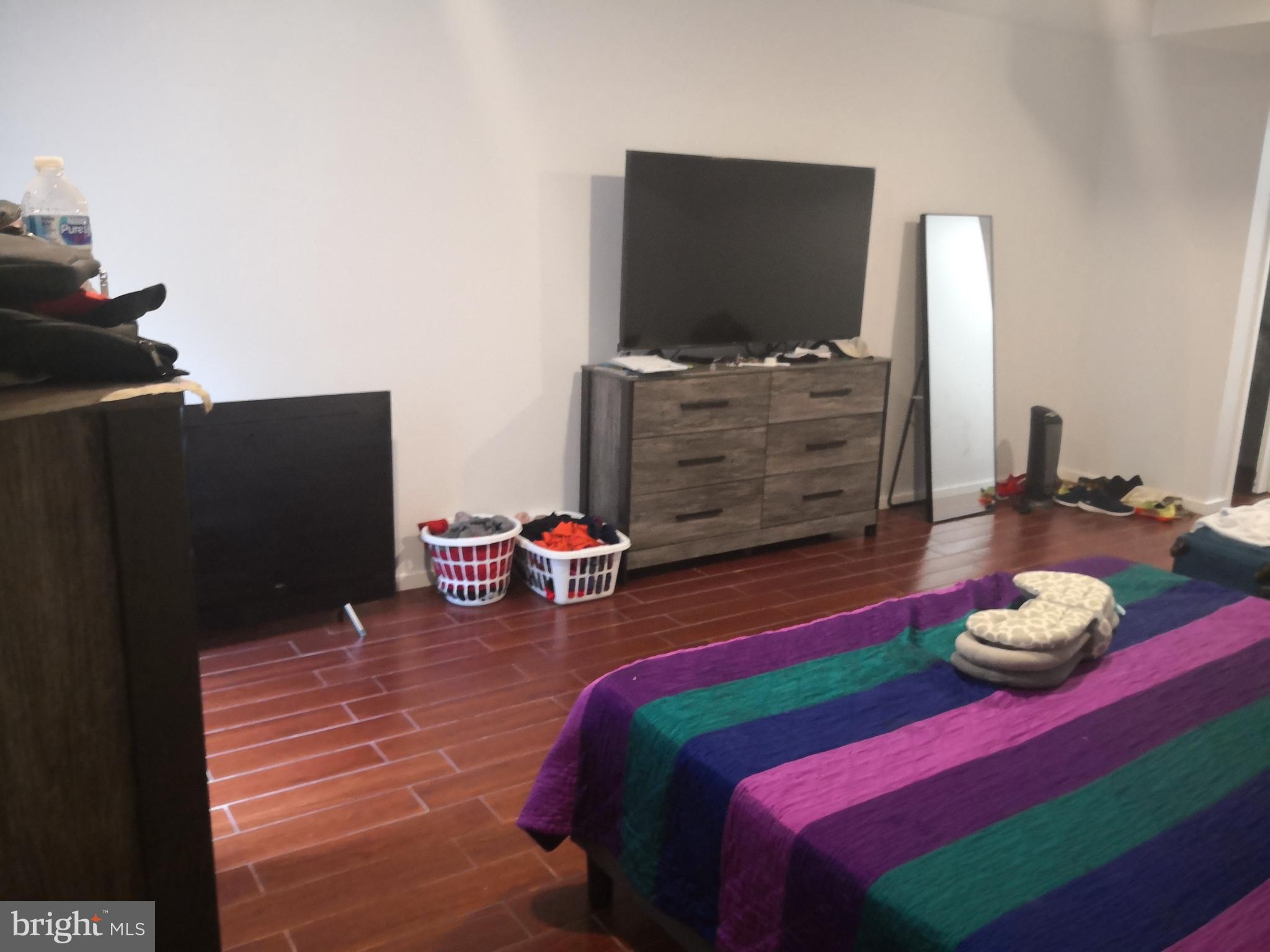 SPRING ARTS - Residential Lease