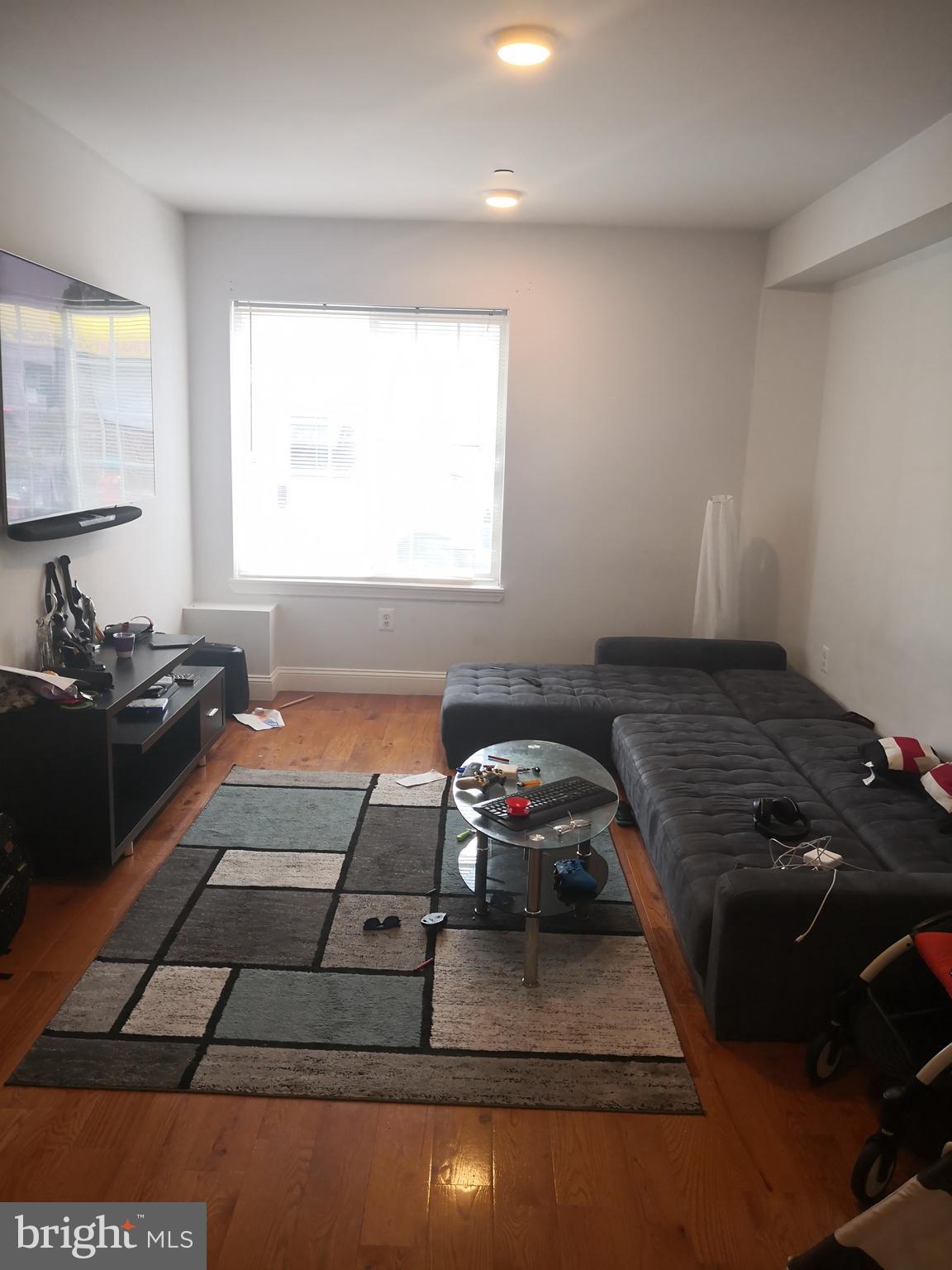 SPRING ARTS - Residential Lease