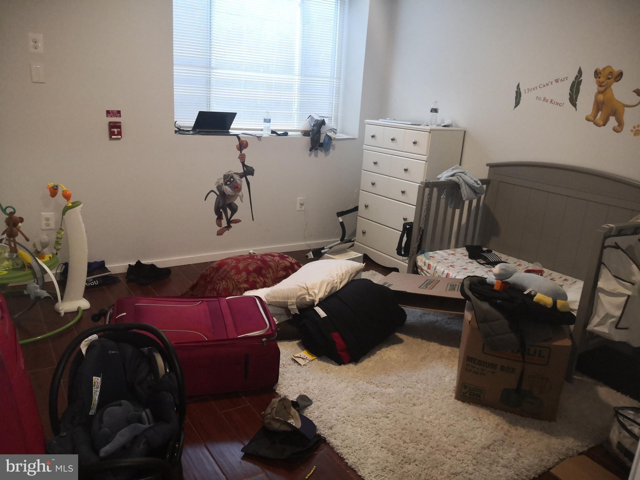 SPRING ARTS - Residential Lease