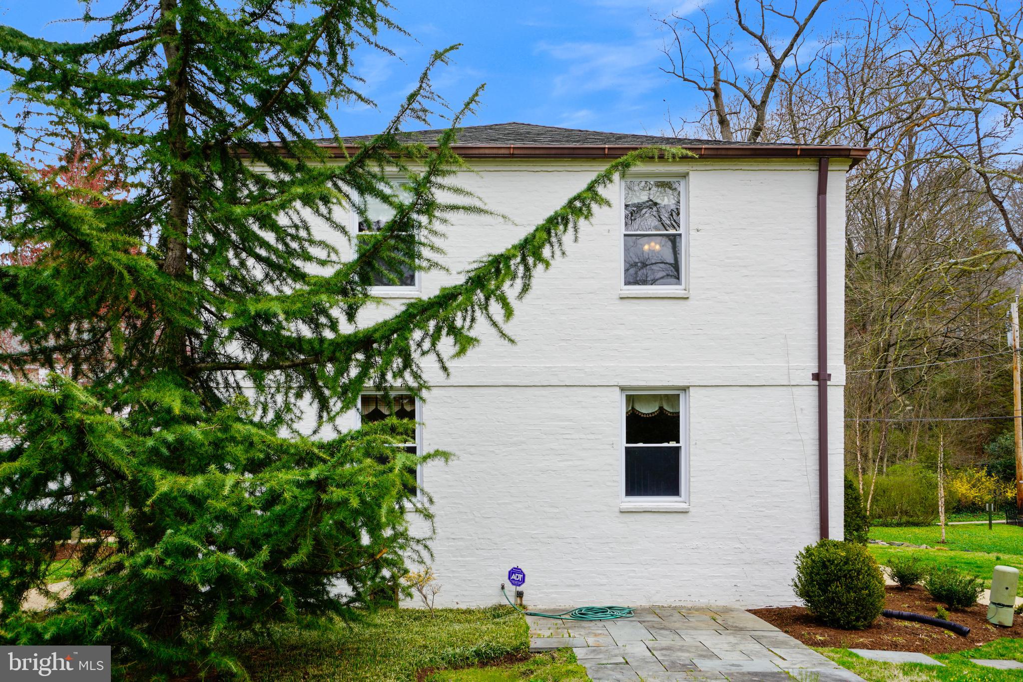 SPRINGHOUSE STATION - Residential