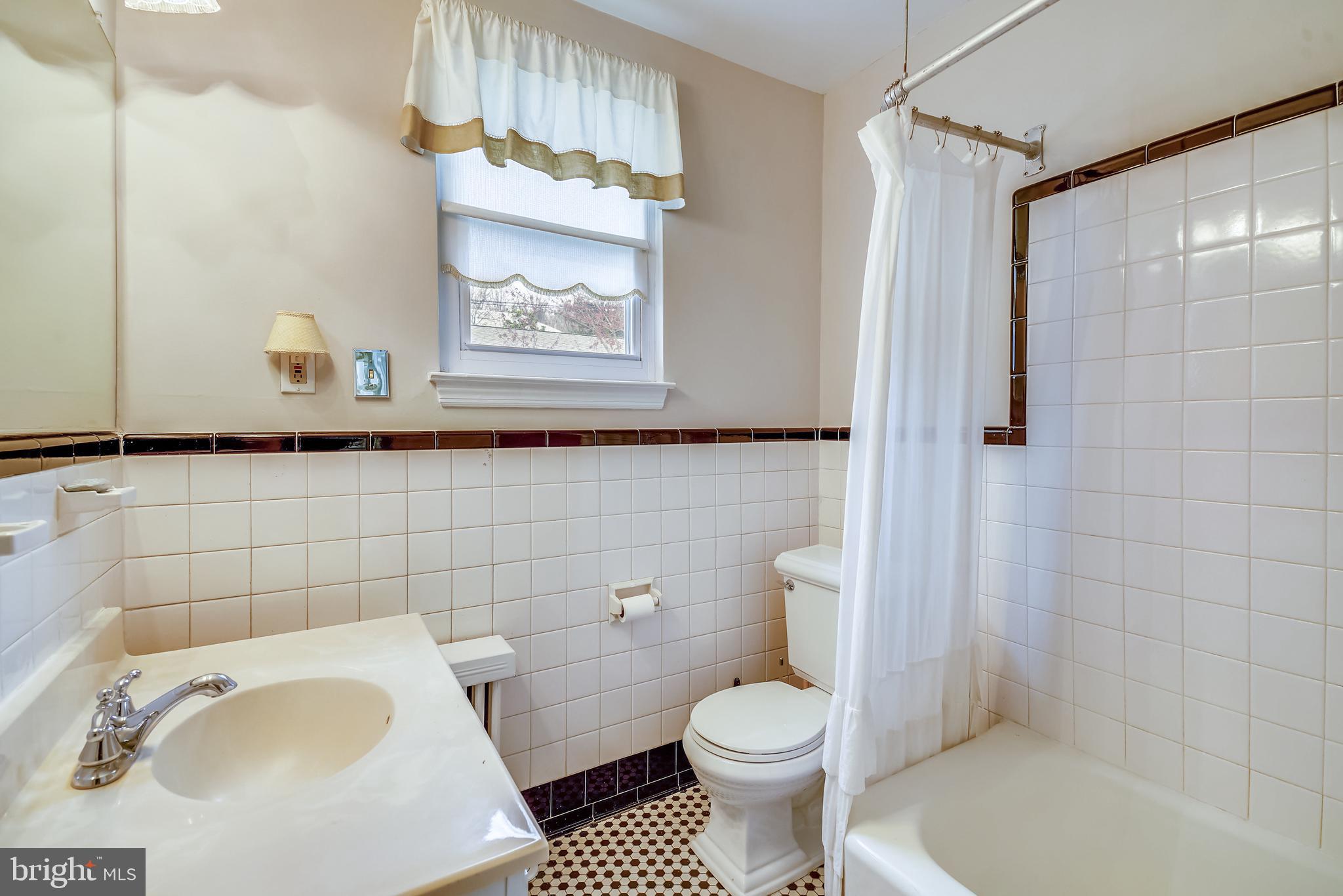 SPRINGHOUSE STATION - Residential