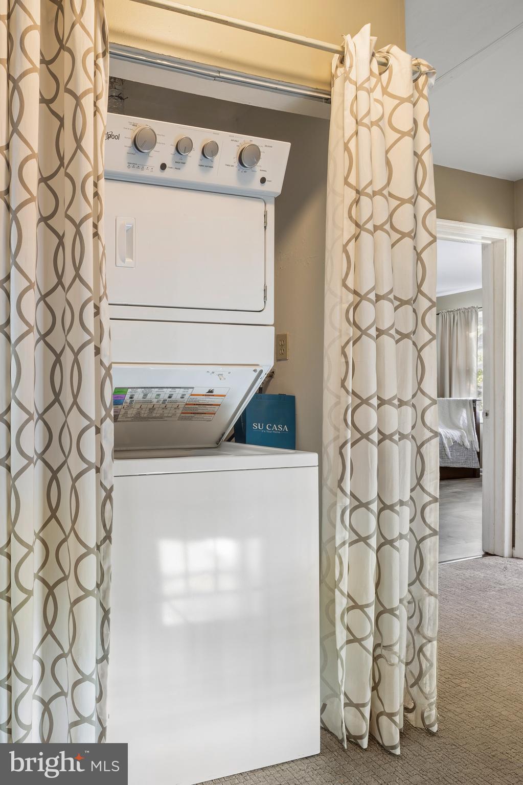 CROFTON MEWS CONDO - Residential