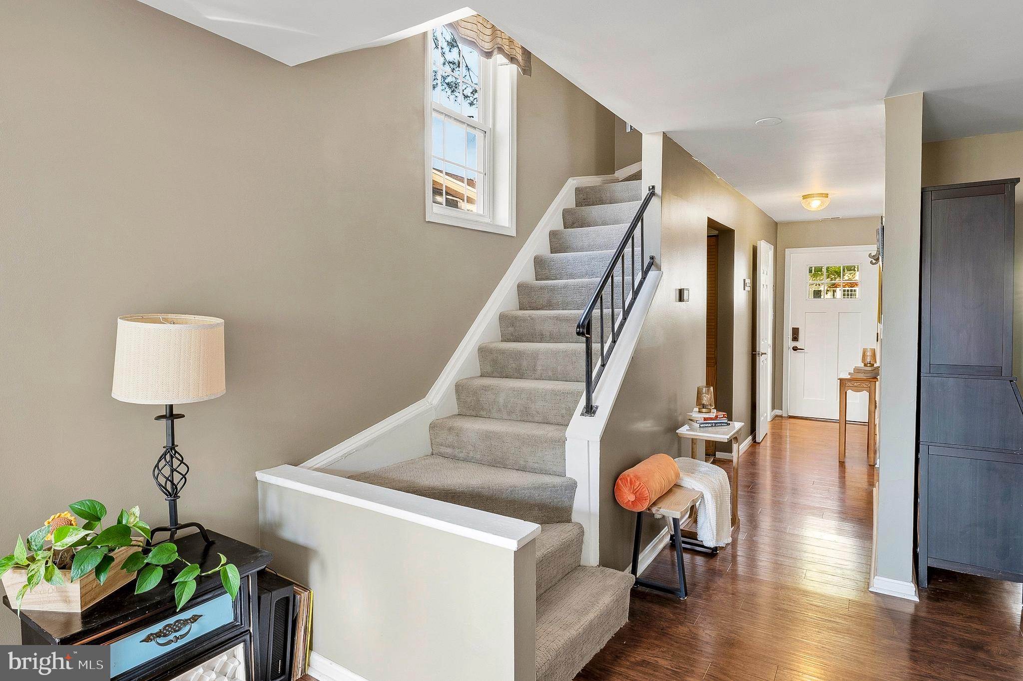 CROFTON MEWS CONDO - Residential