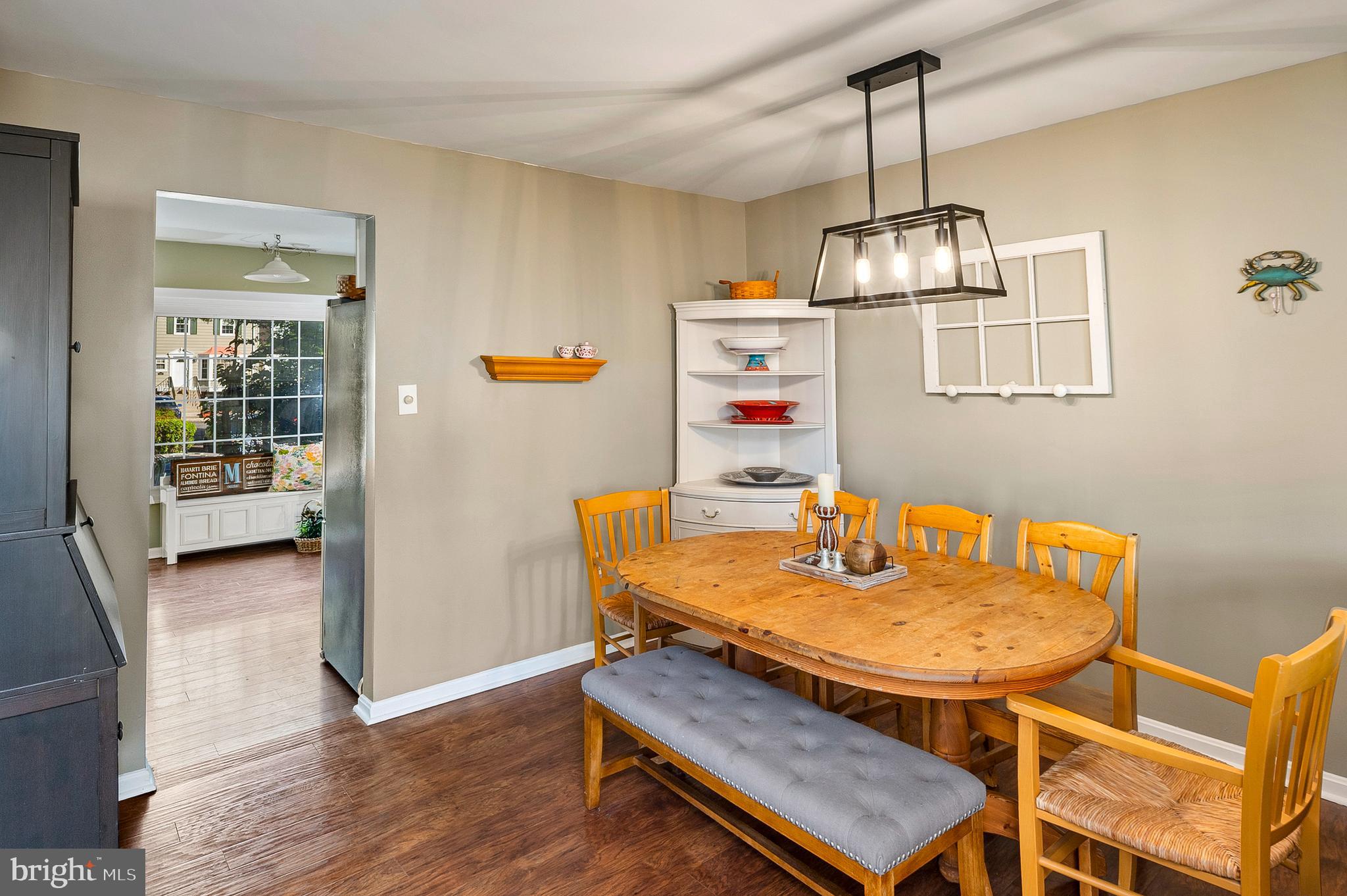 CROFTON MEWS CONDO - Residential