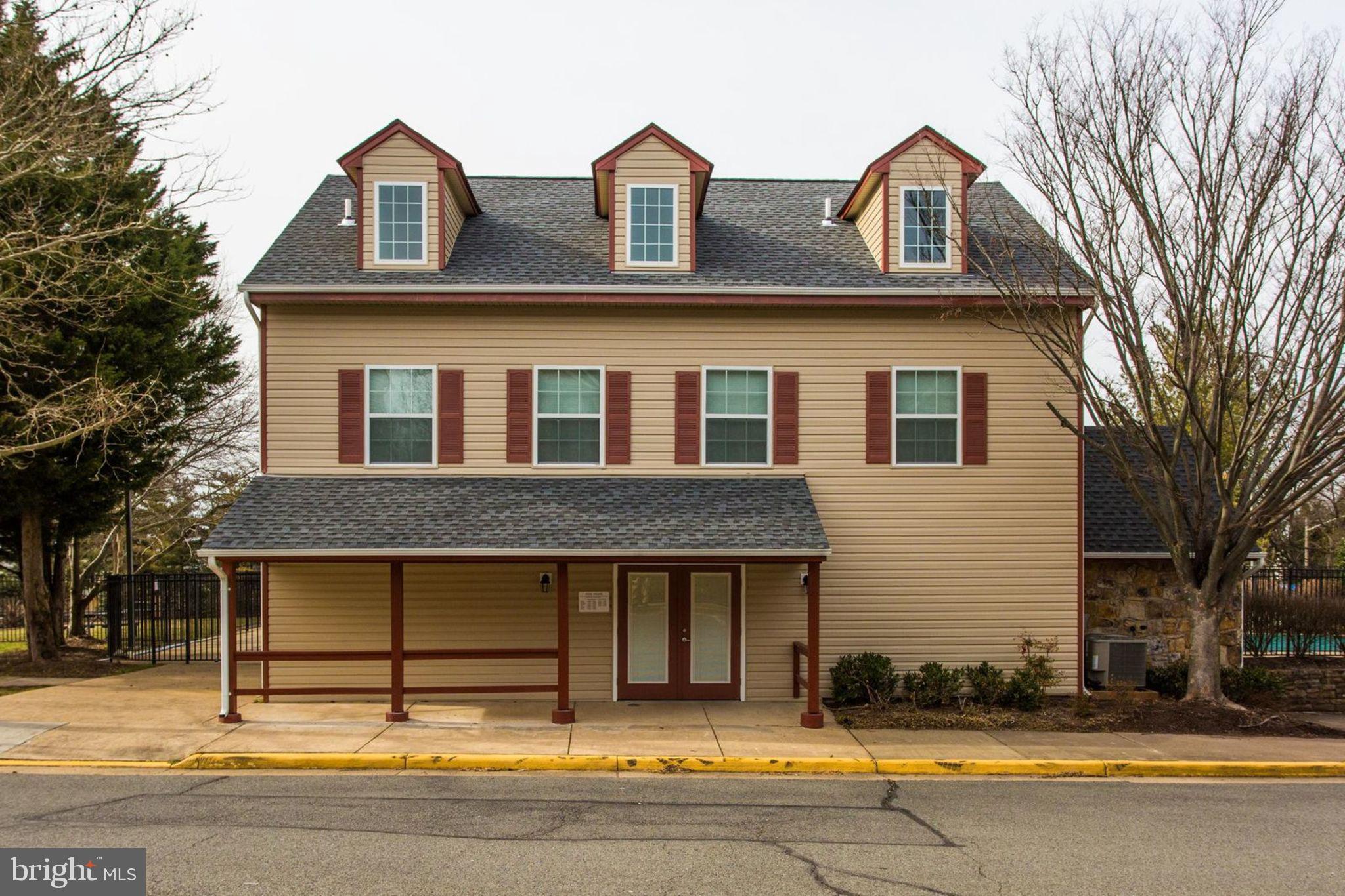 CENTRE RIDGE LAND BAY - Residential