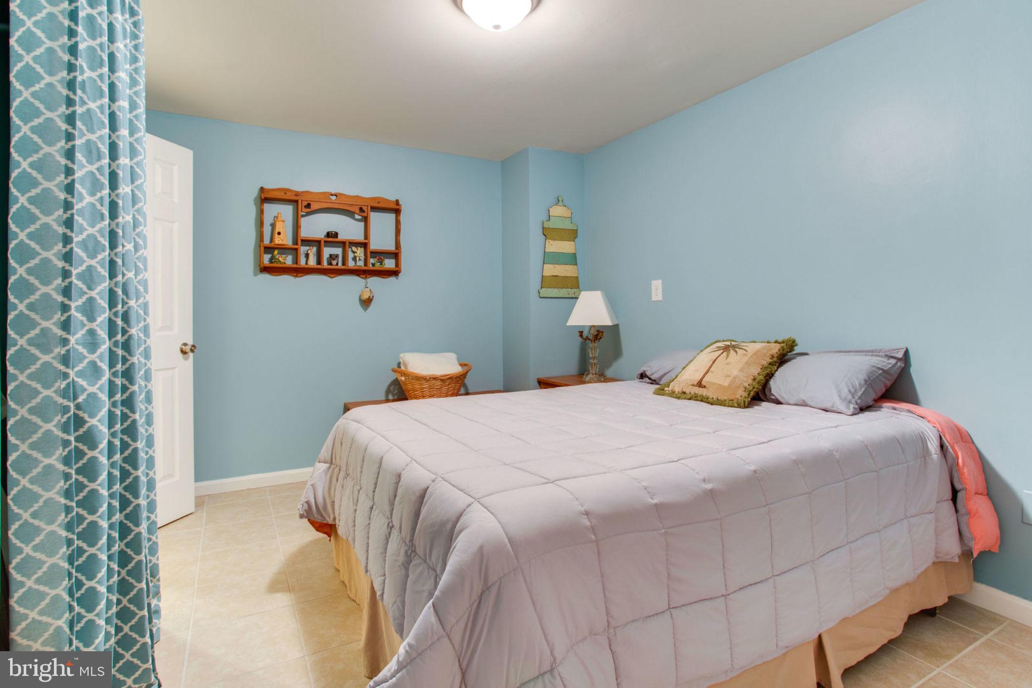 CENTRE RIDGE LAND BAY - Residential