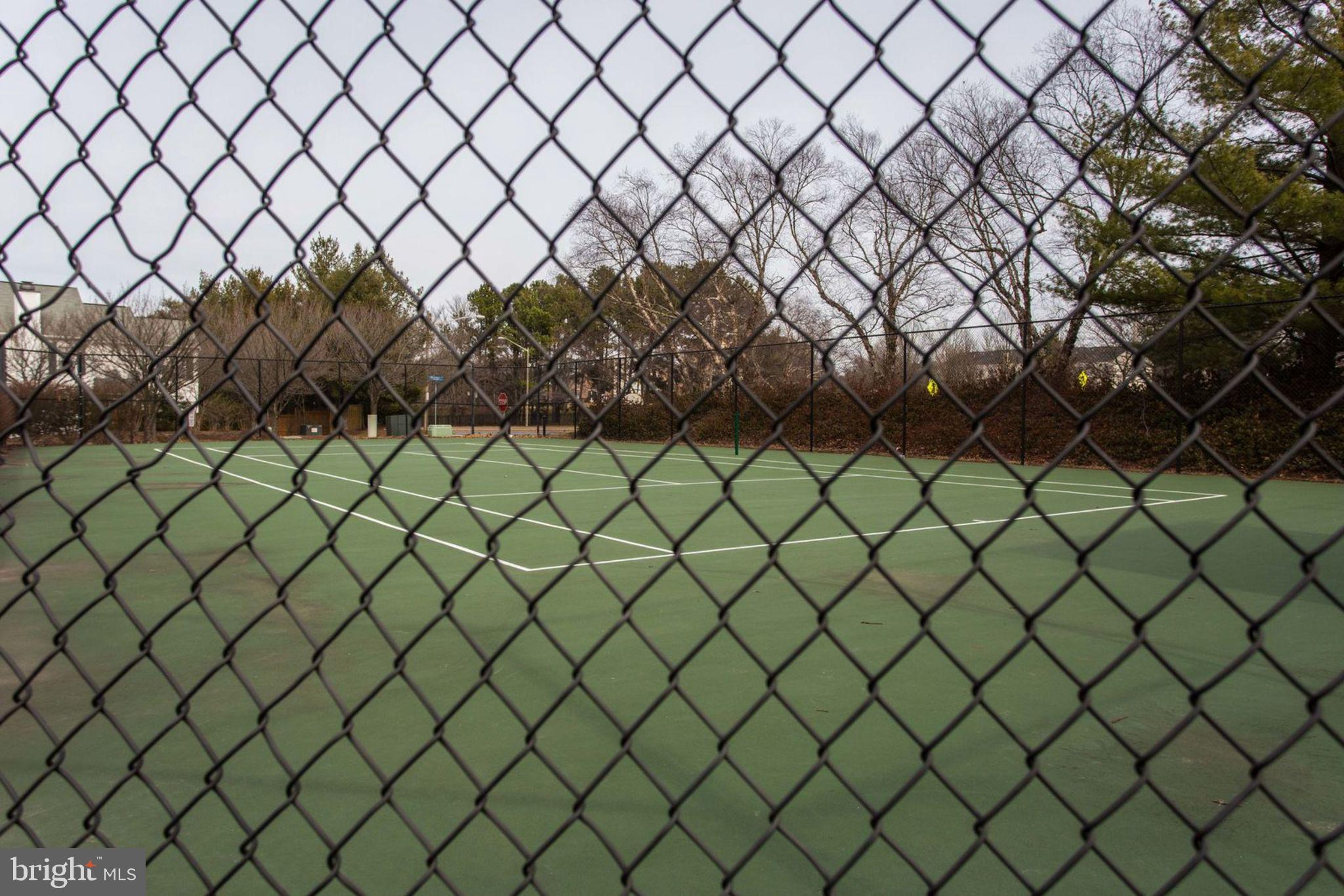 CENTRE RIDGE LAND BAY - Residential