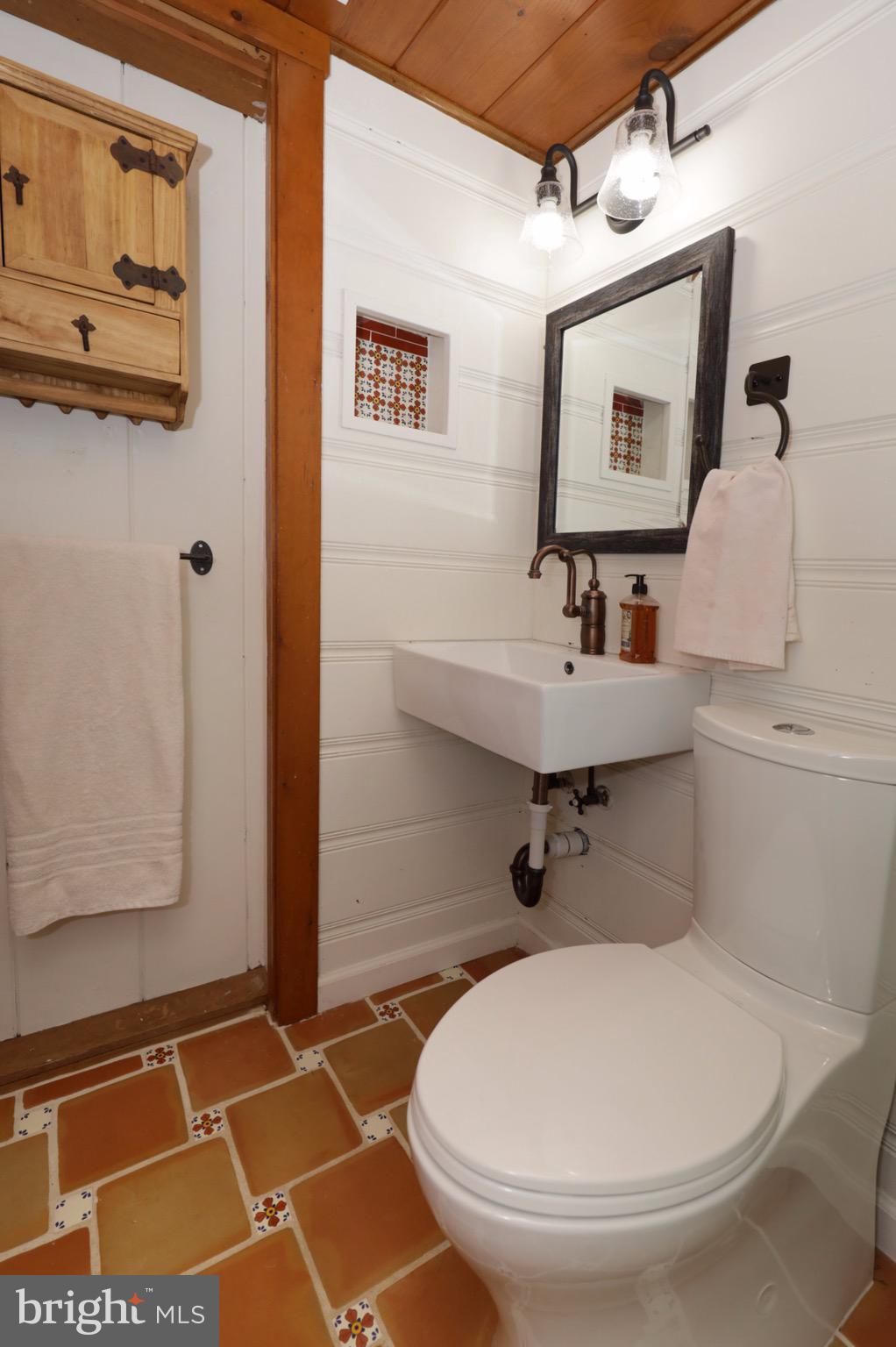 WEST SPRINGFIELD - Residential