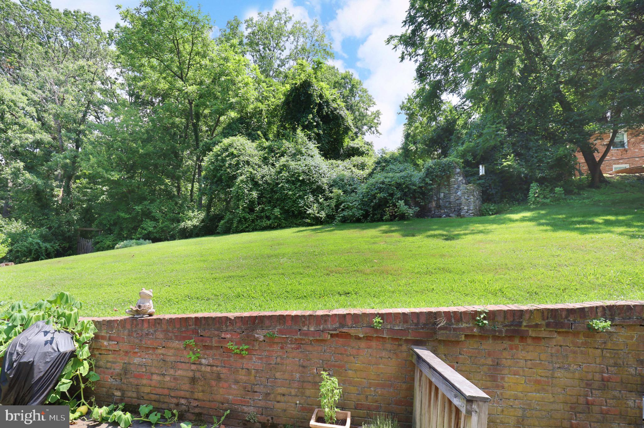 WEST SPRINGFIELD - Residential