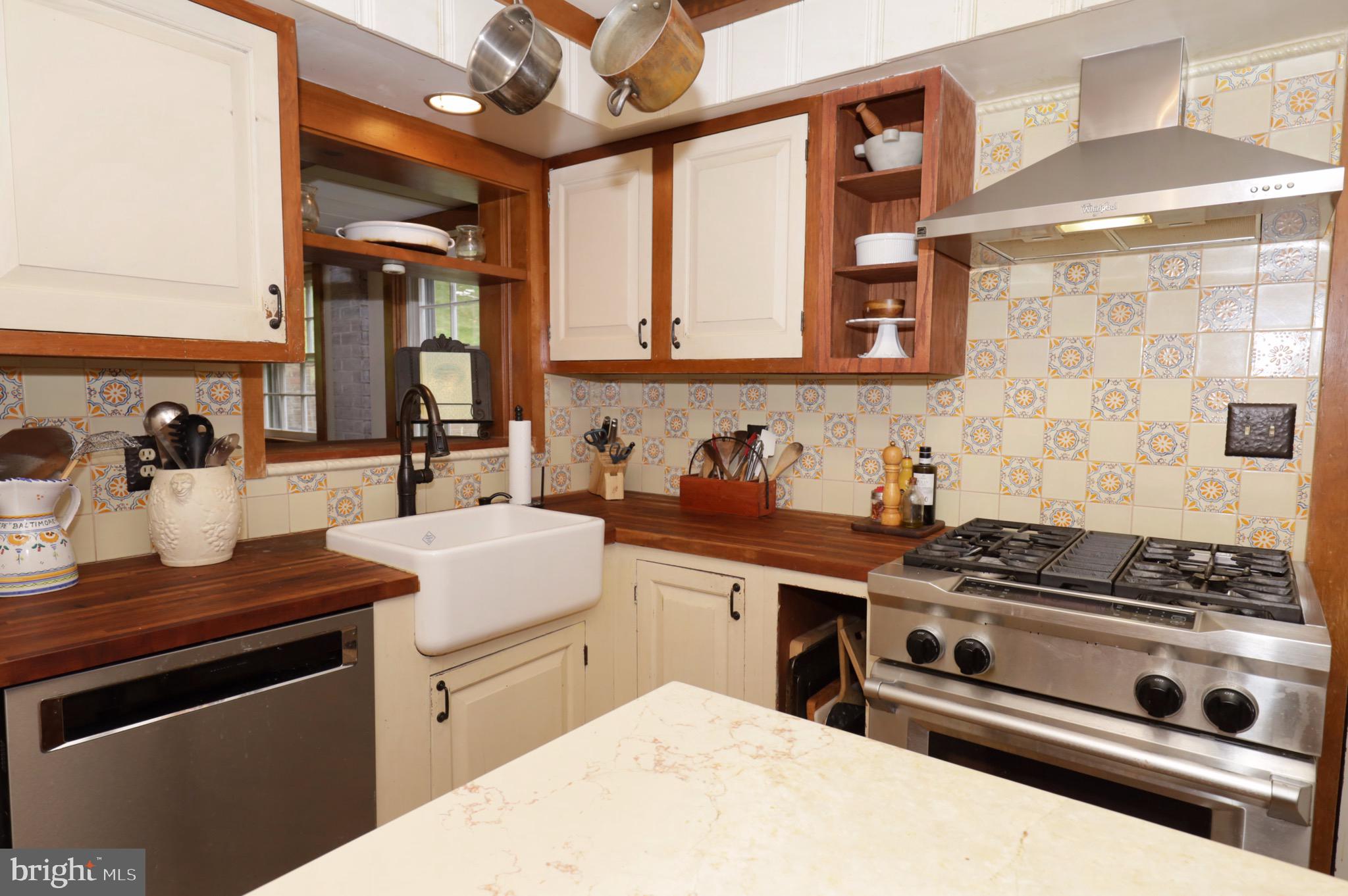 WEST SPRINGFIELD - Residential