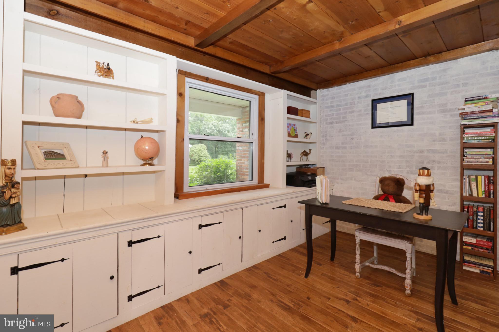 WEST SPRINGFIELD - Residential