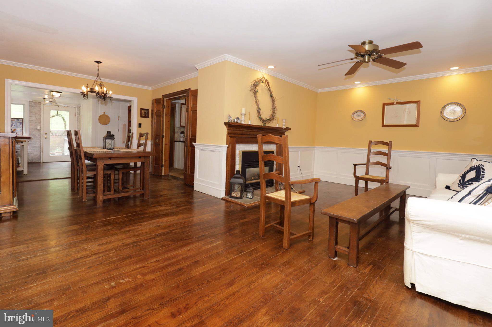 WEST SPRINGFIELD - Residential