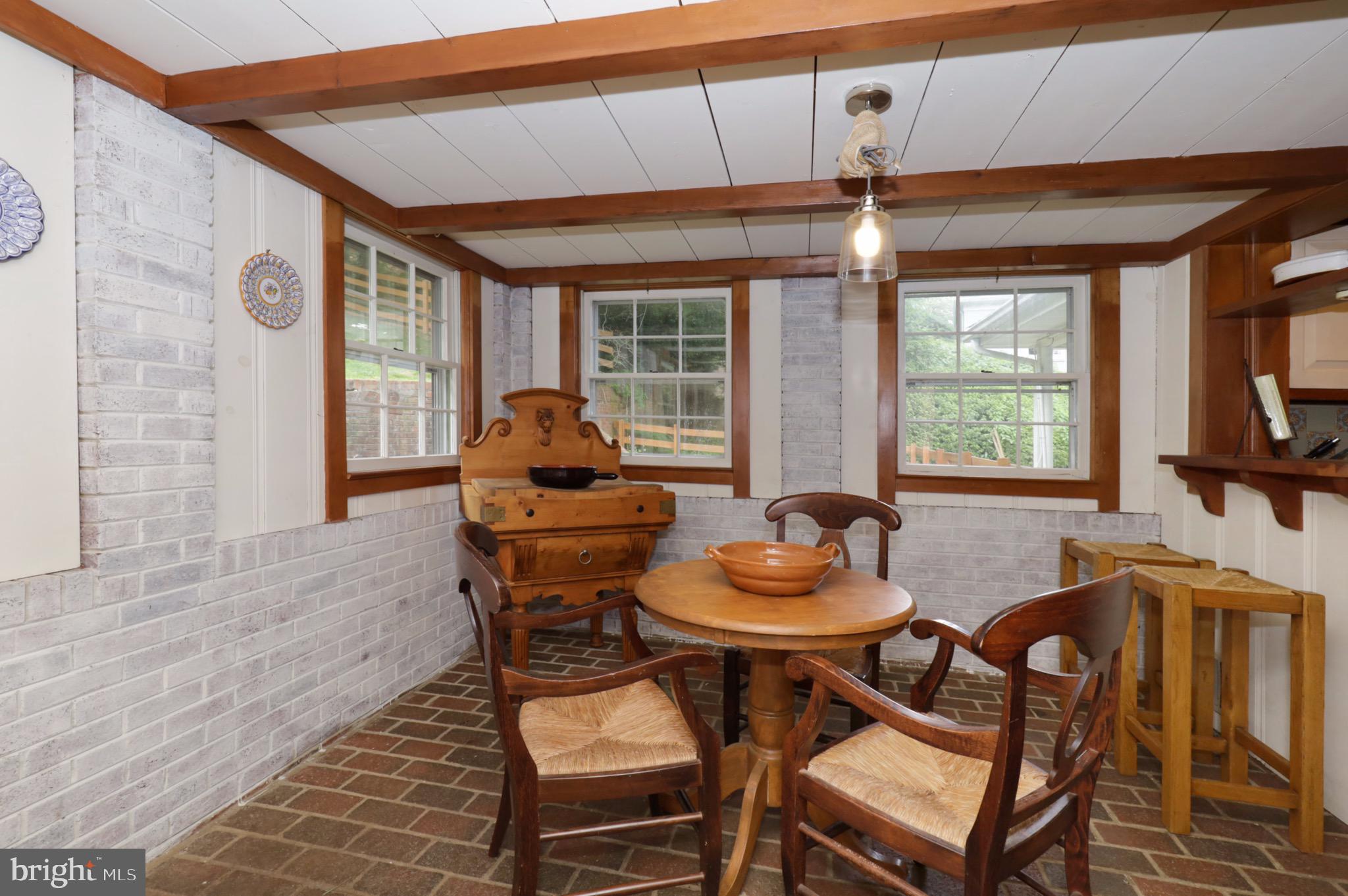 WEST SPRINGFIELD - Residential