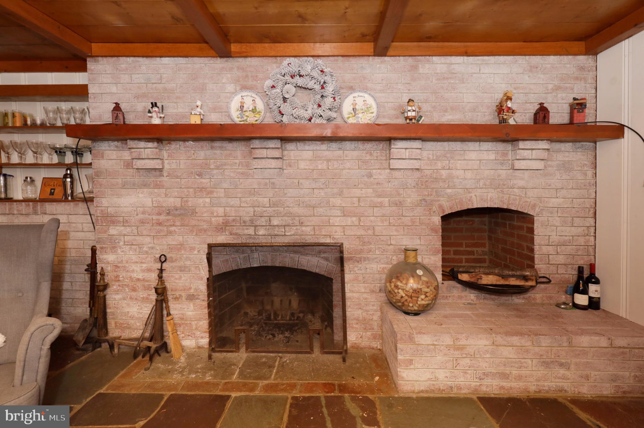 WEST SPRINGFIELD - Residential