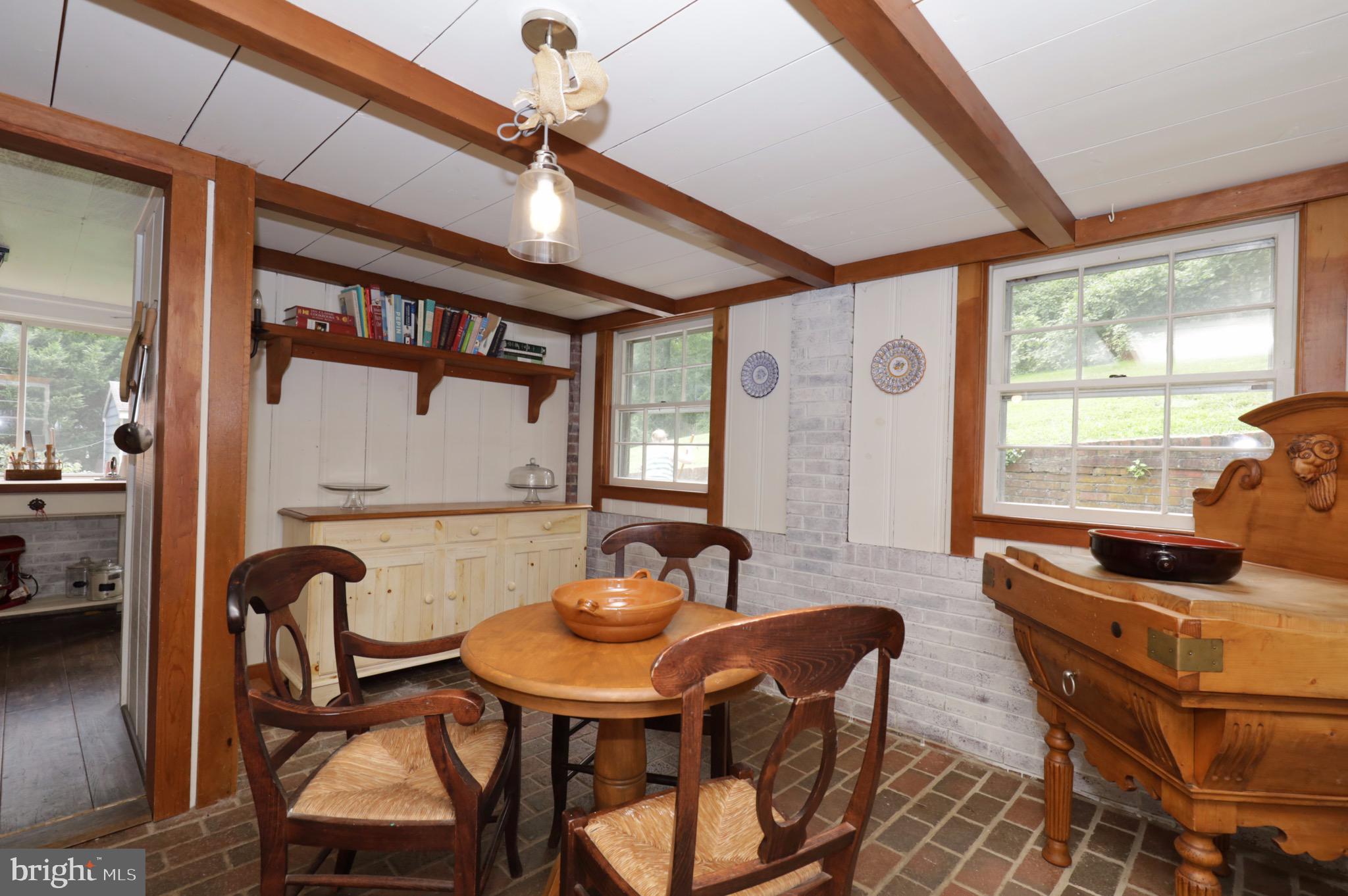 WEST SPRINGFIELD - Residential