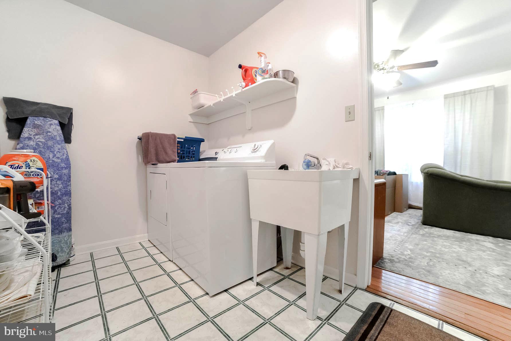 GRAY INN COURT - Residential