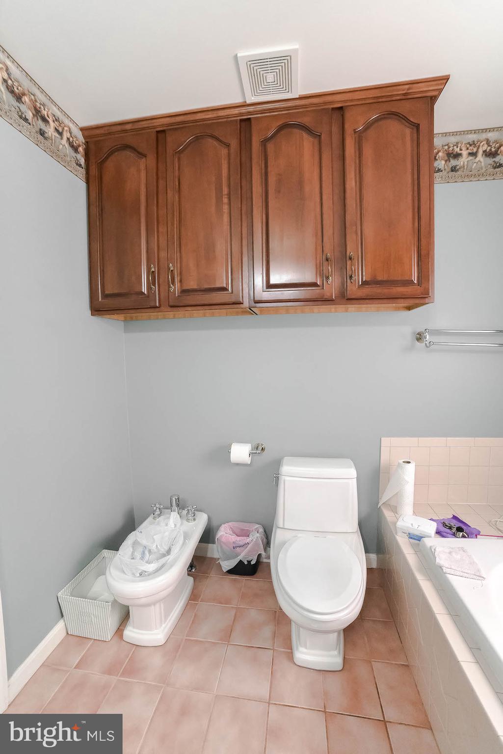 GRAY INN COURT - Residential