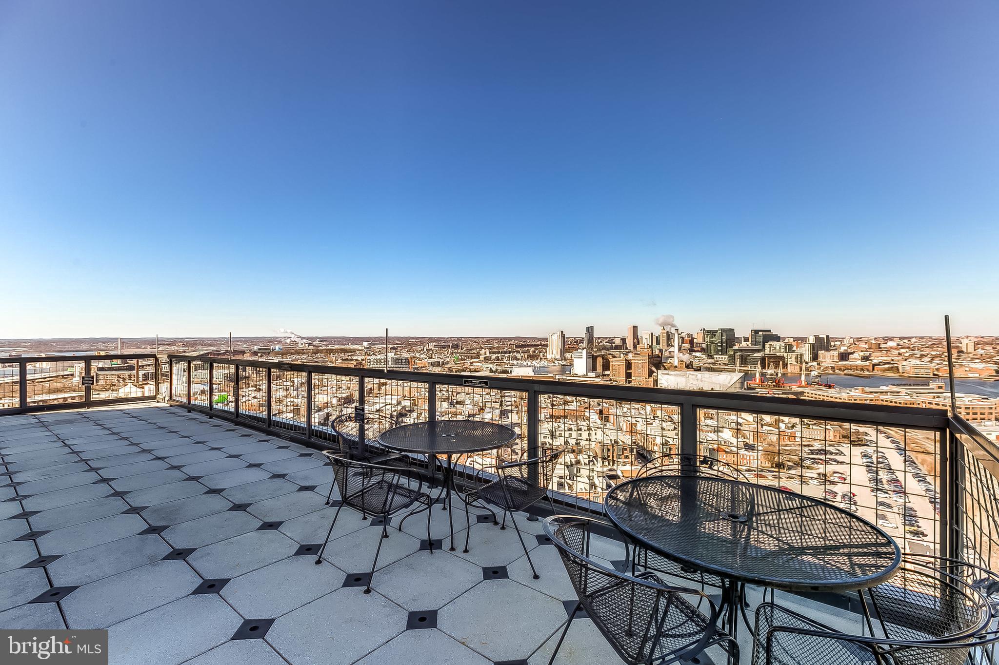 LOCUST POINT - Residential