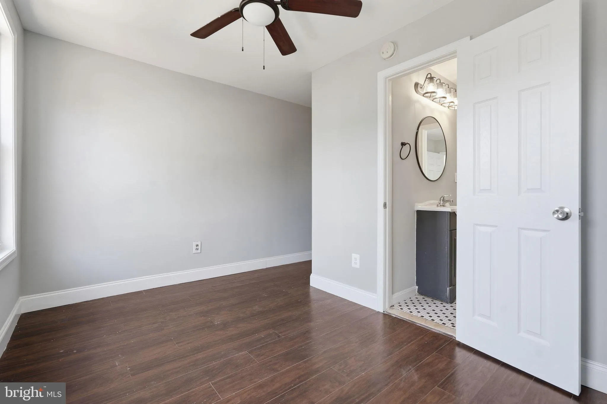 Baltimore, Maryland 21224, United States, 4 Bedrooms Bedrooms, ,4 BathroomsBathrooms,Residential,Active,235811