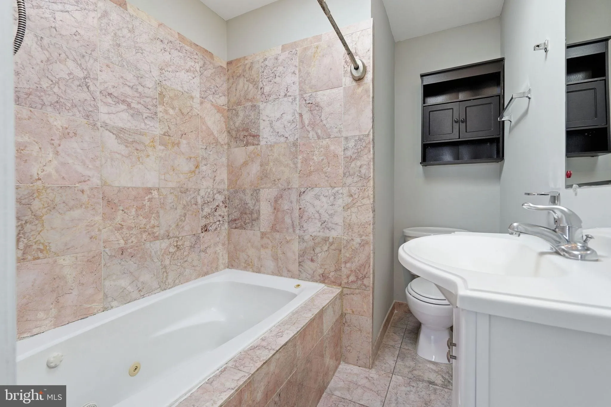 Baltimore, Maryland 21224, United States, 4 Bedrooms Bedrooms, ,4 BathroomsBathrooms,Residential,Active,235811