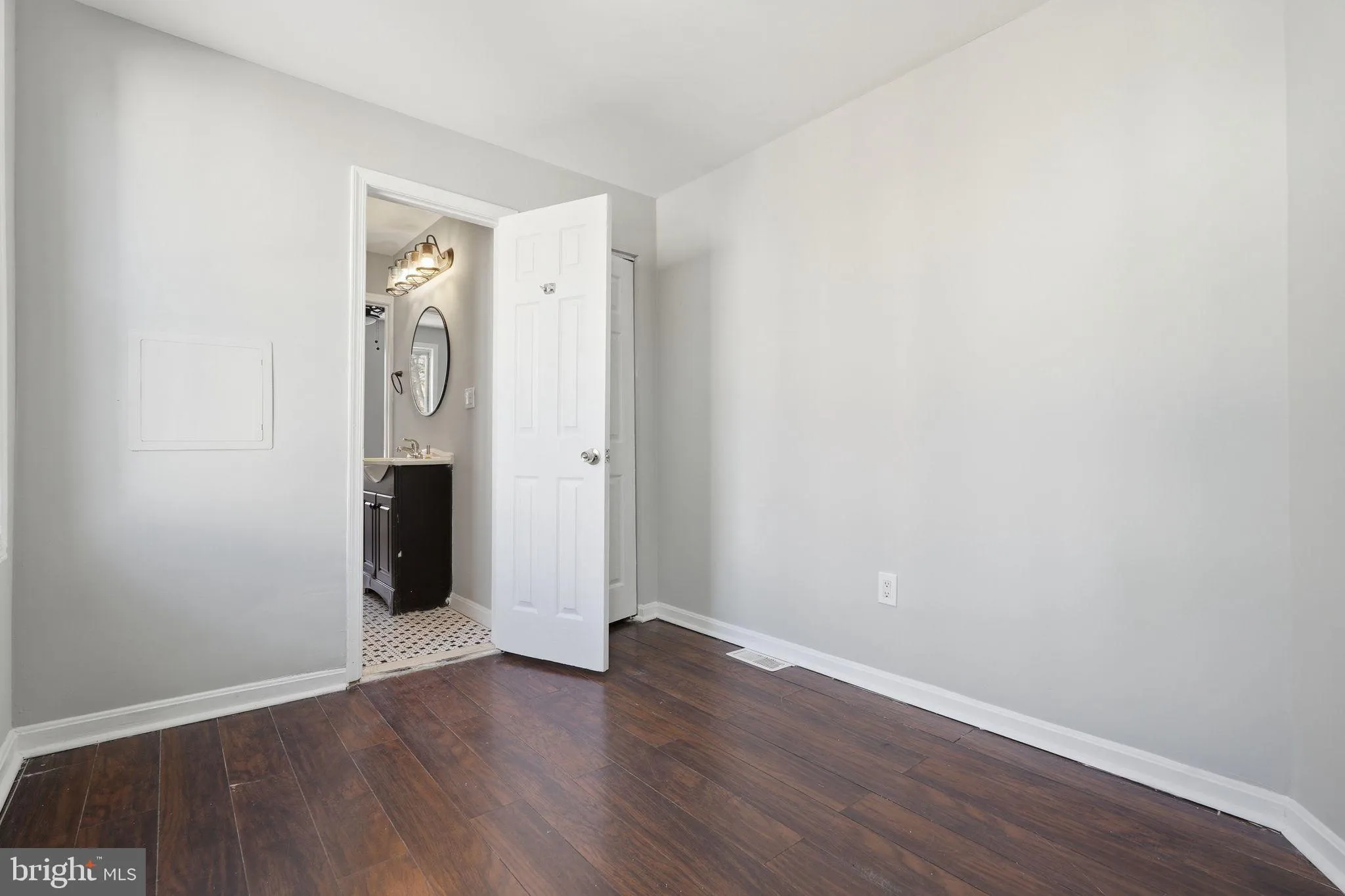 Baltimore, Maryland 21224, United States, 4 Bedrooms Bedrooms, ,4 BathroomsBathrooms,Residential,Active,235811