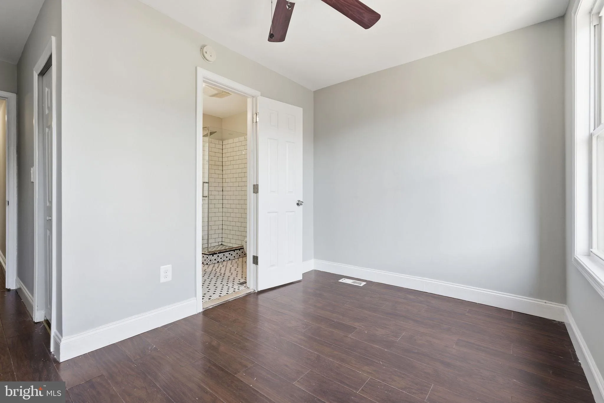 Baltimore, Maryland 21224, United States, 4 Bedrooms Bedrooms, ,4 BathroomsBathrooms,Residential,Active,235811