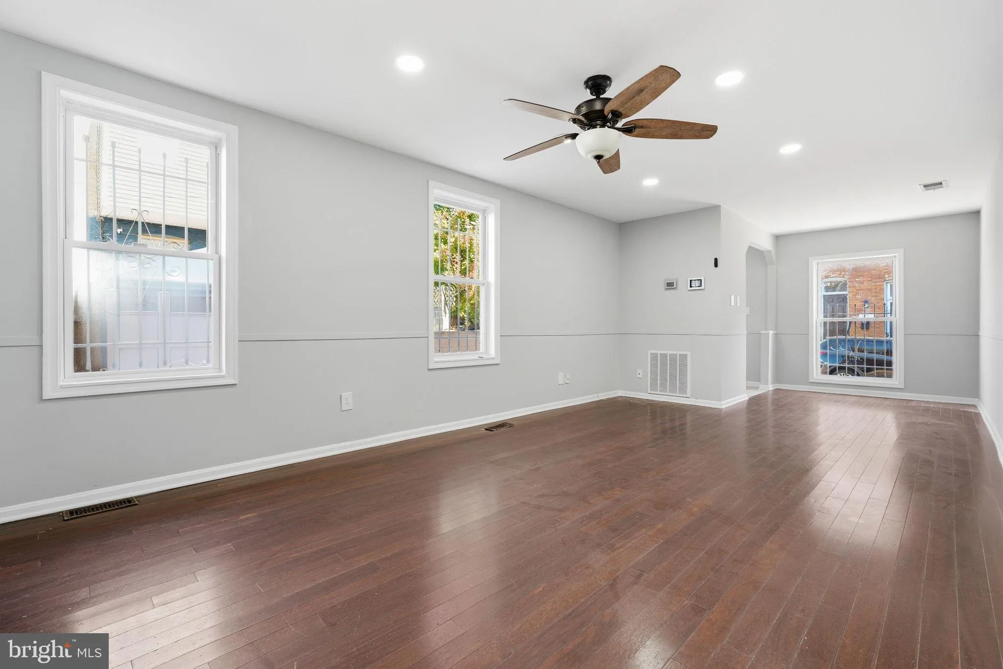 Baltimore, Maryland 21224, United States, 4 Bedrooms Bedrooms, ,4 BathroomsBathrooms,Residential,Active,235811