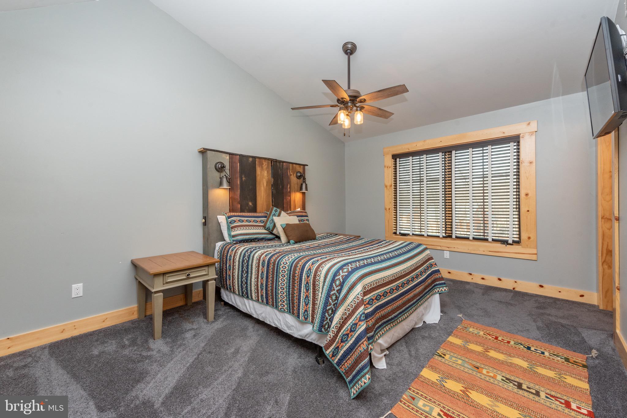 SANDY SHORES HEIGHTS - Residential