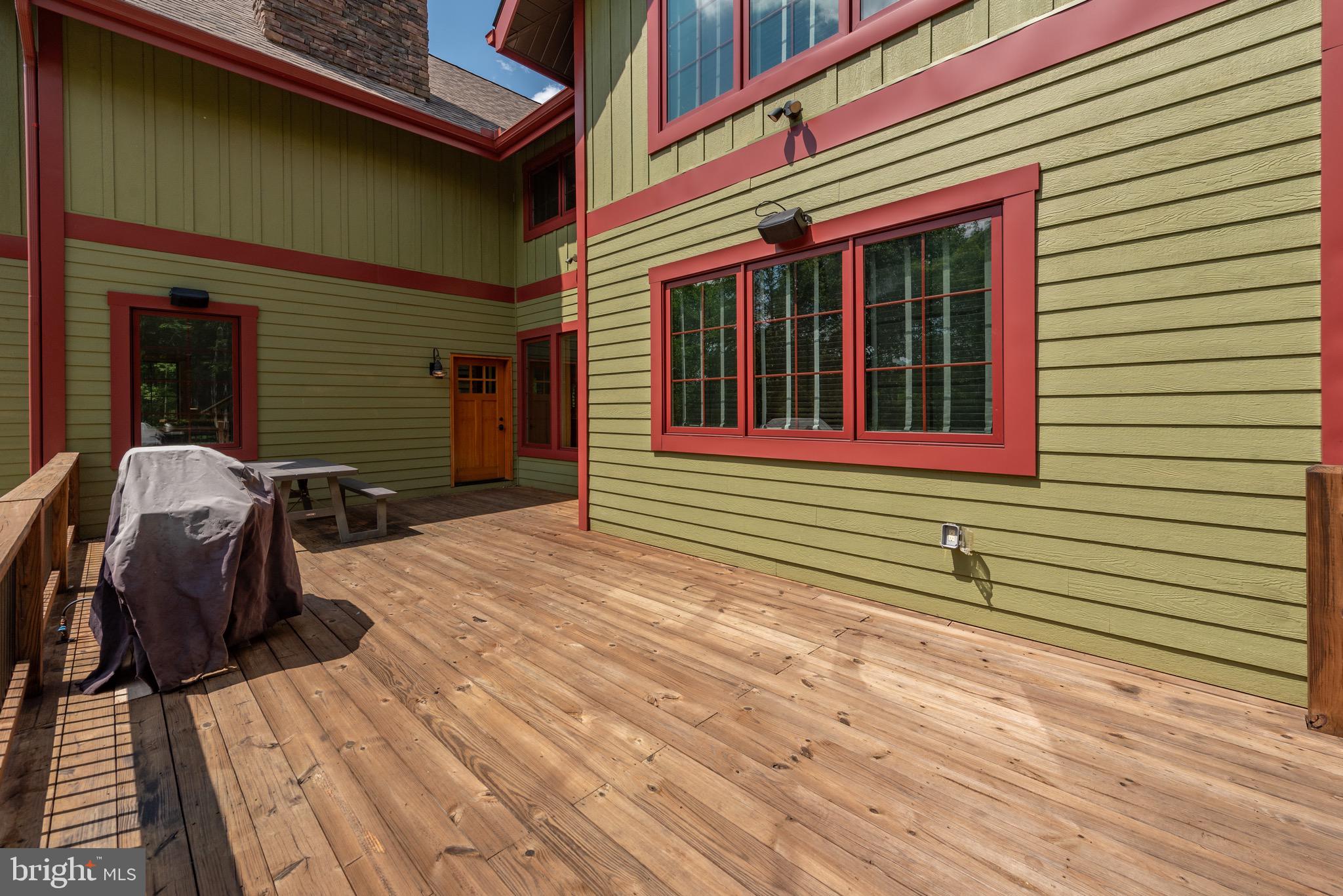 SANDY SHORES HEIGHTS - Residential