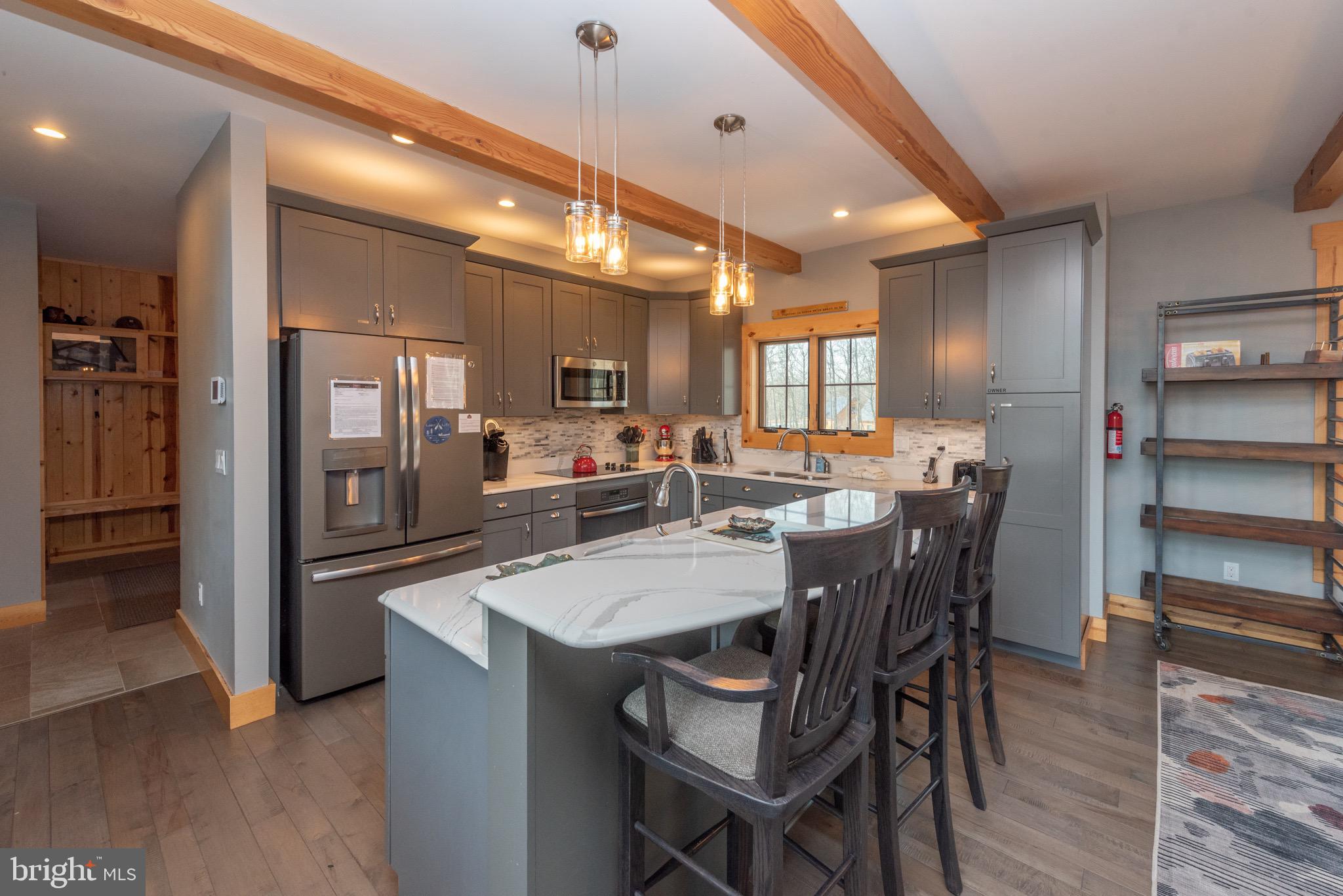 SANDY SHORES HEIGHTS - Residential