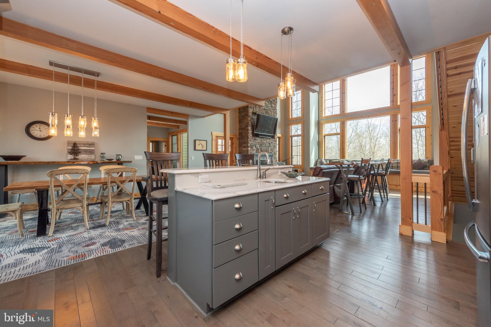 SANDY SHORES HEIGHTS - Residential