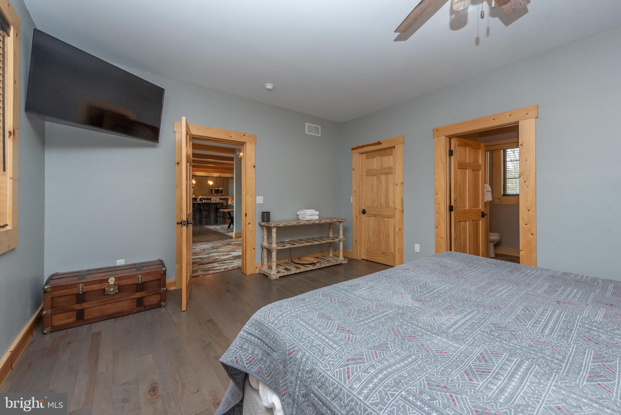 SANDY SHORES HEIGHTS - Residential