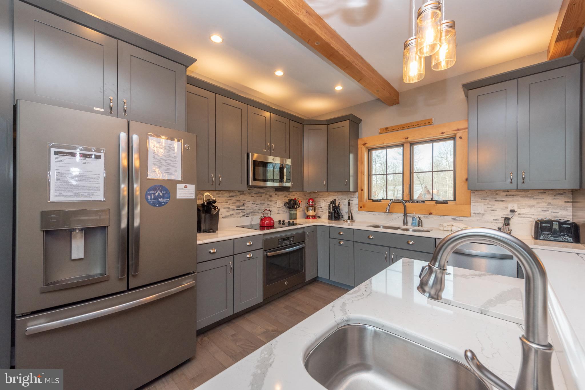 SANDY SHORES HEIGHTS - Residential