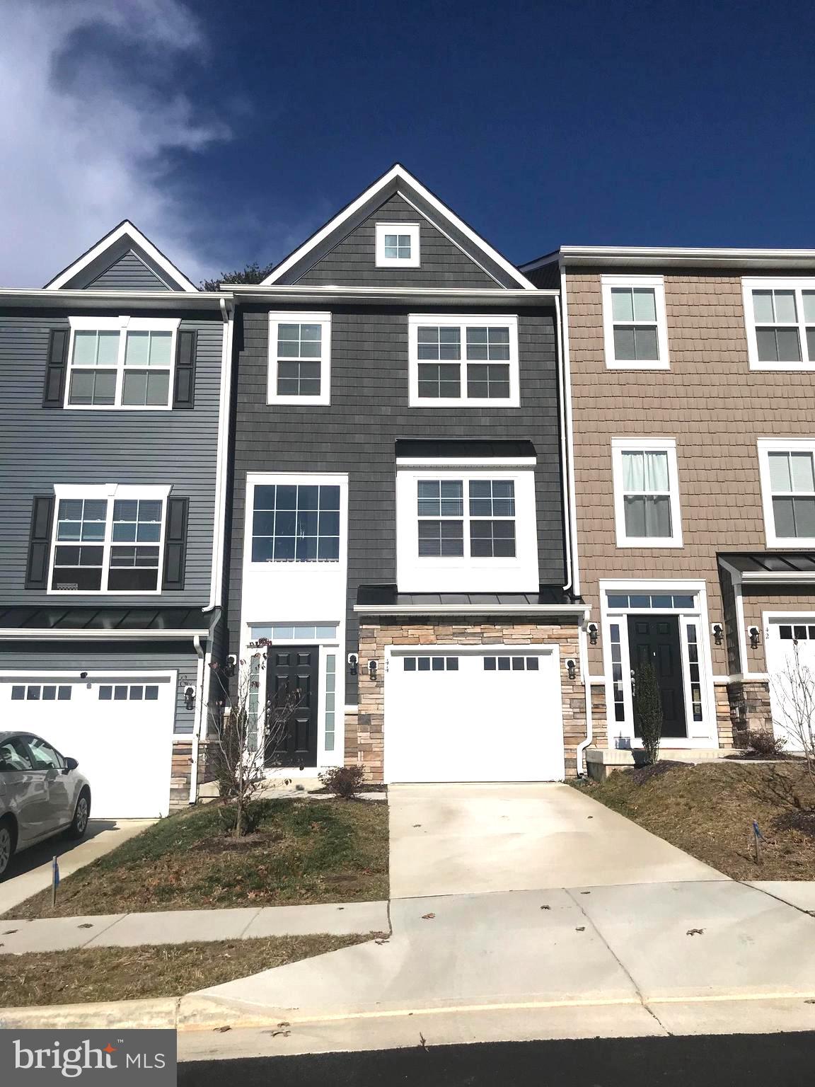 HEATHER HILLS - Residential Lease