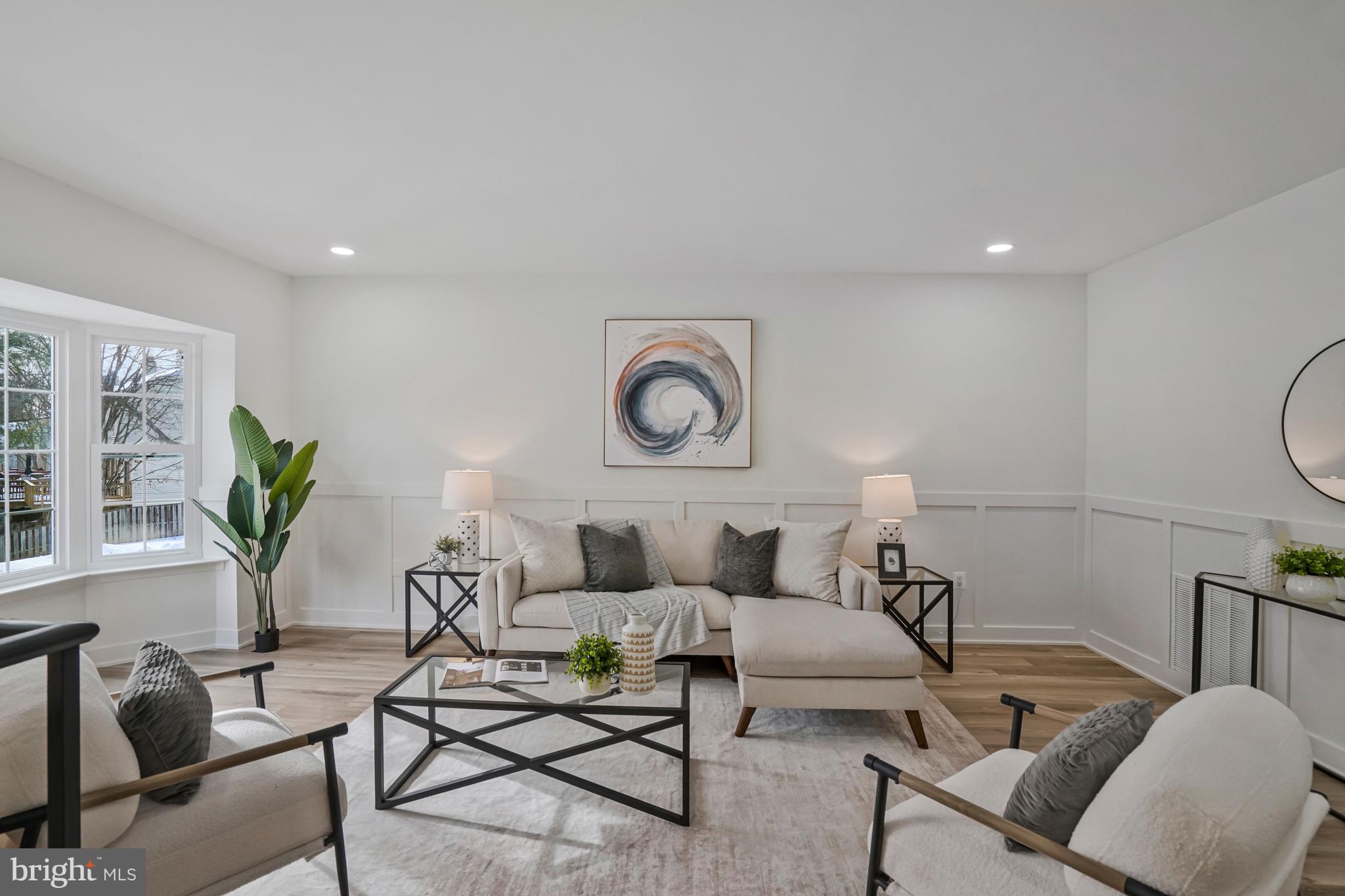 6143 GREEN HOLLOW COURT